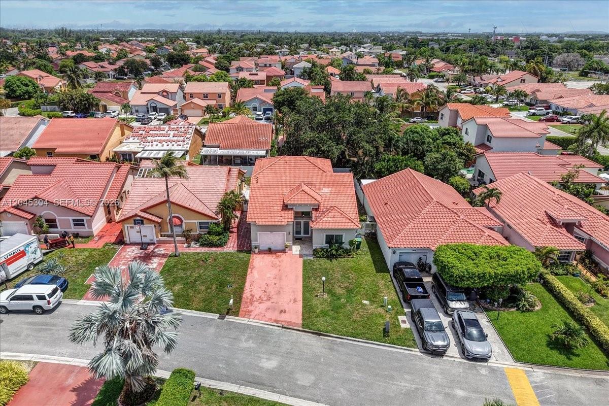 5542 NW 190th Ln, Miami Gardens FL 33055 photo 3
