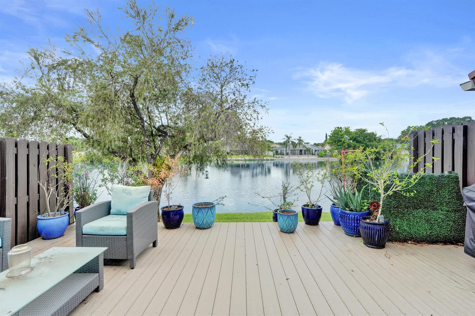 1122 NW 79th Drive, Plantation FL 33322 photo 3