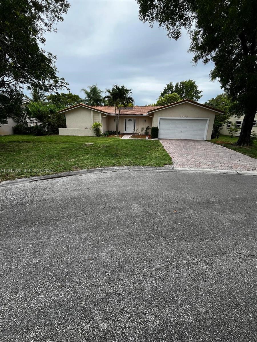 11540 NW 40th St, Coral Springs FL 33065