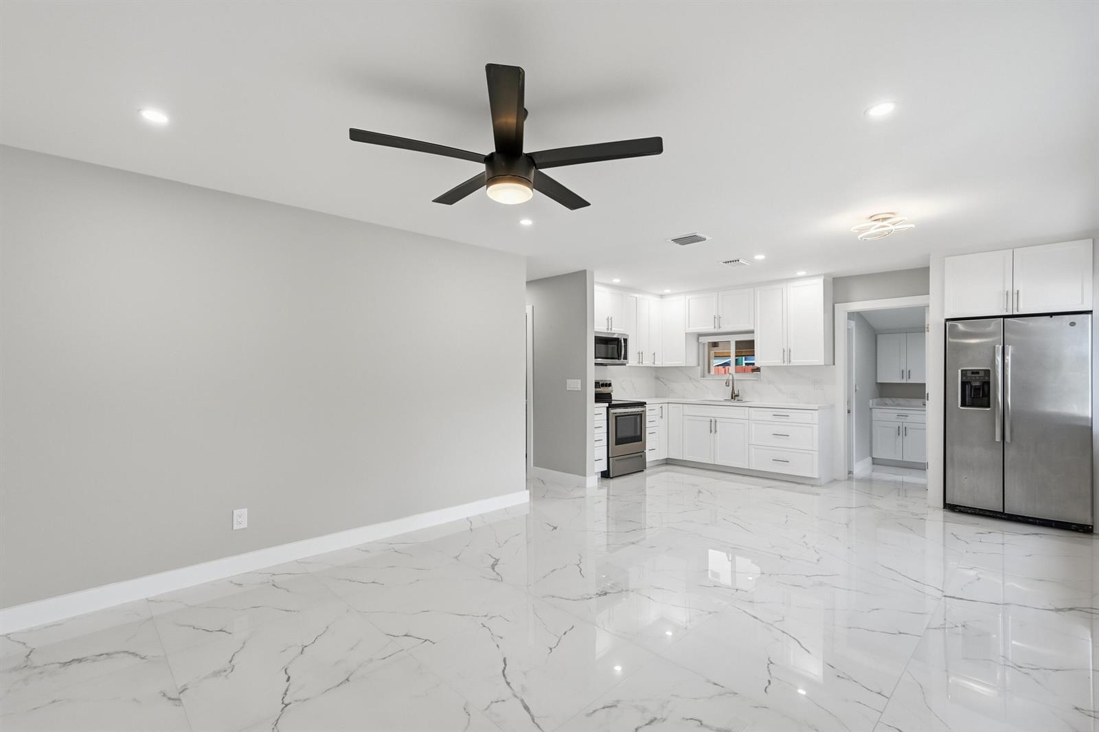 4380 NW 59th Court, North Lauderdale FL 33319 photo 5
