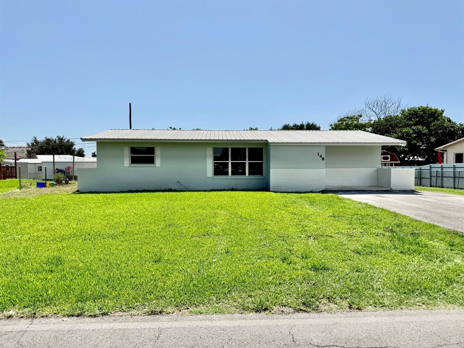 148 SE 6th Street N, Belle Glade FL 33430