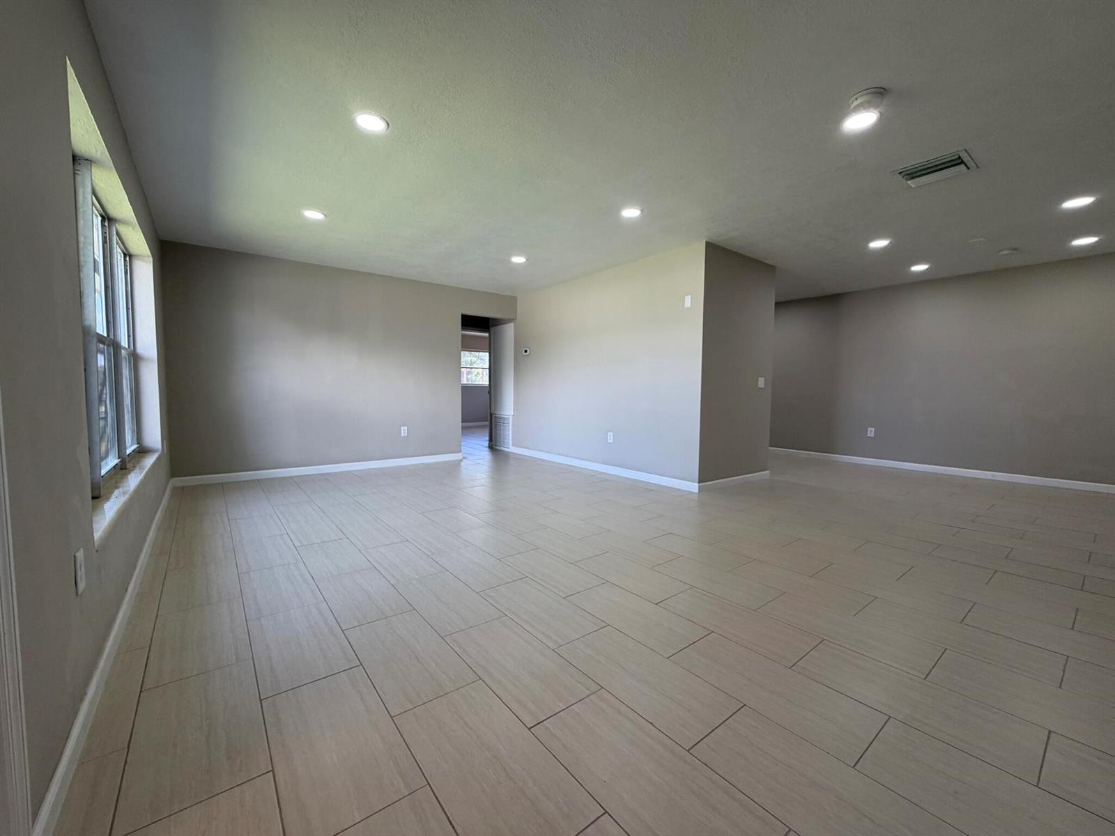 148 SE 6th Street N, Belle Glade FL 33430 photo 5