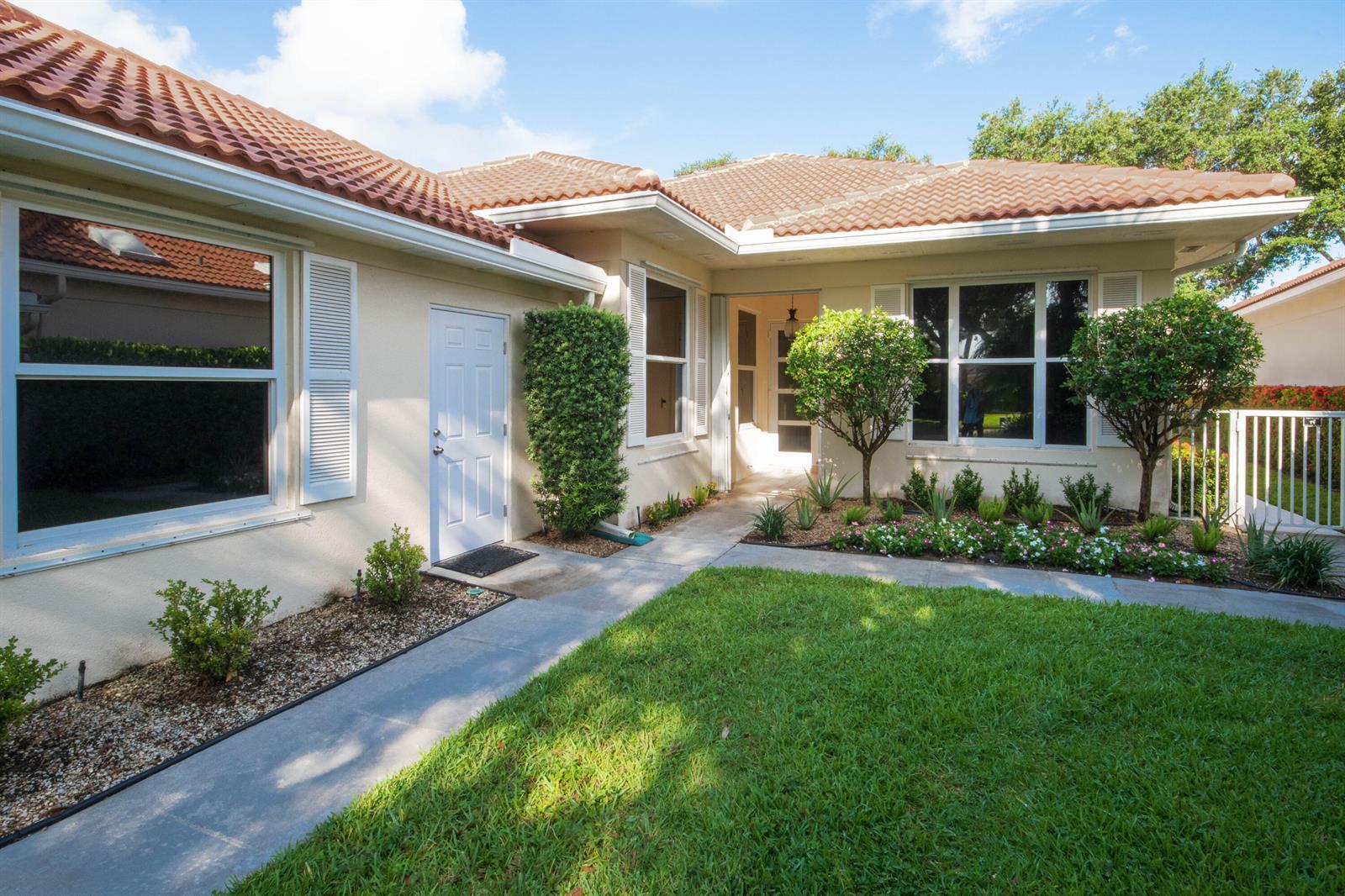447 Kelsey Park Drive, Palm Beach Gardens FL 33410 photo 4