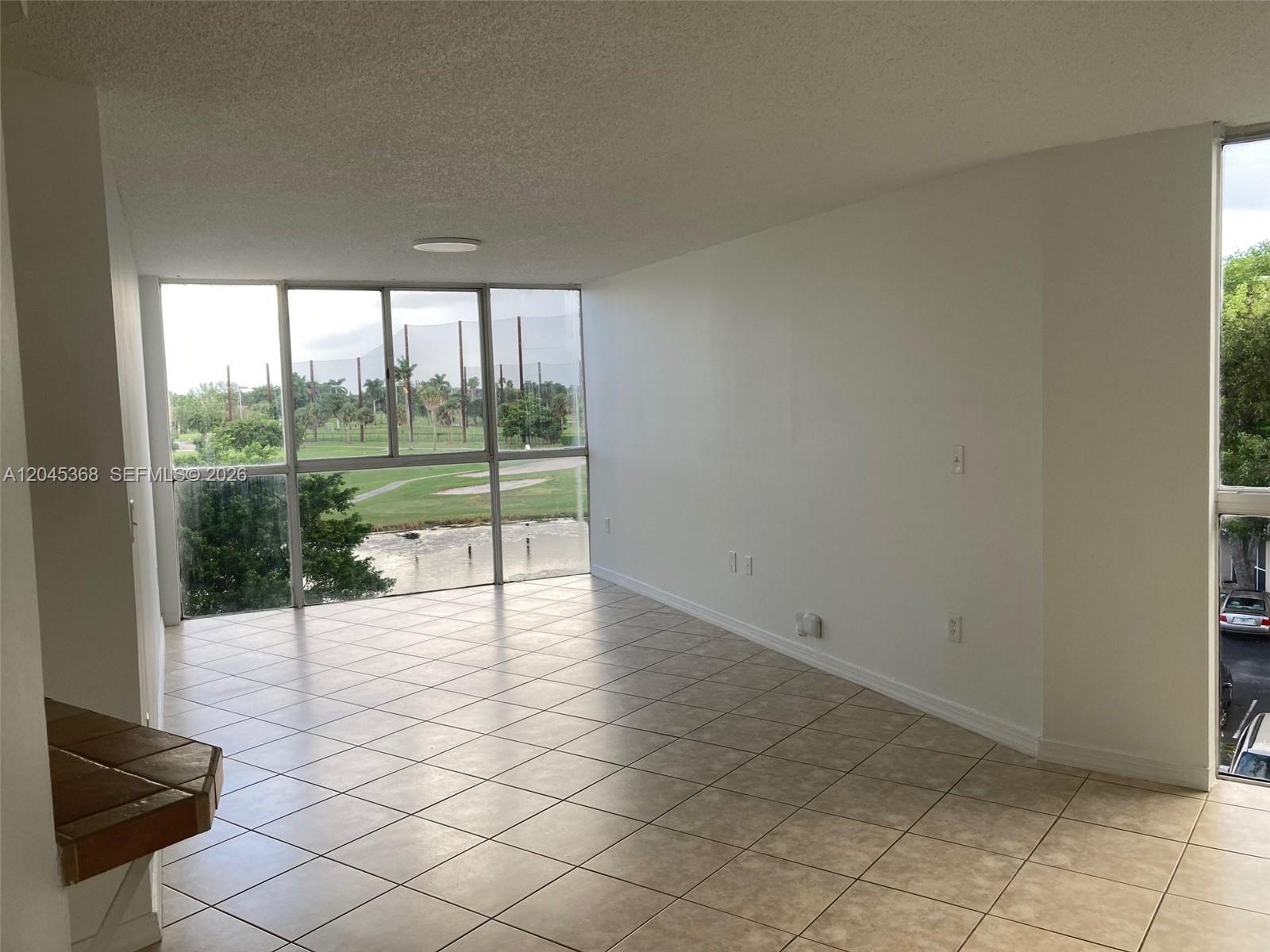 6995 NW 186th St # E403, Hialeah FL 33015 photo 5