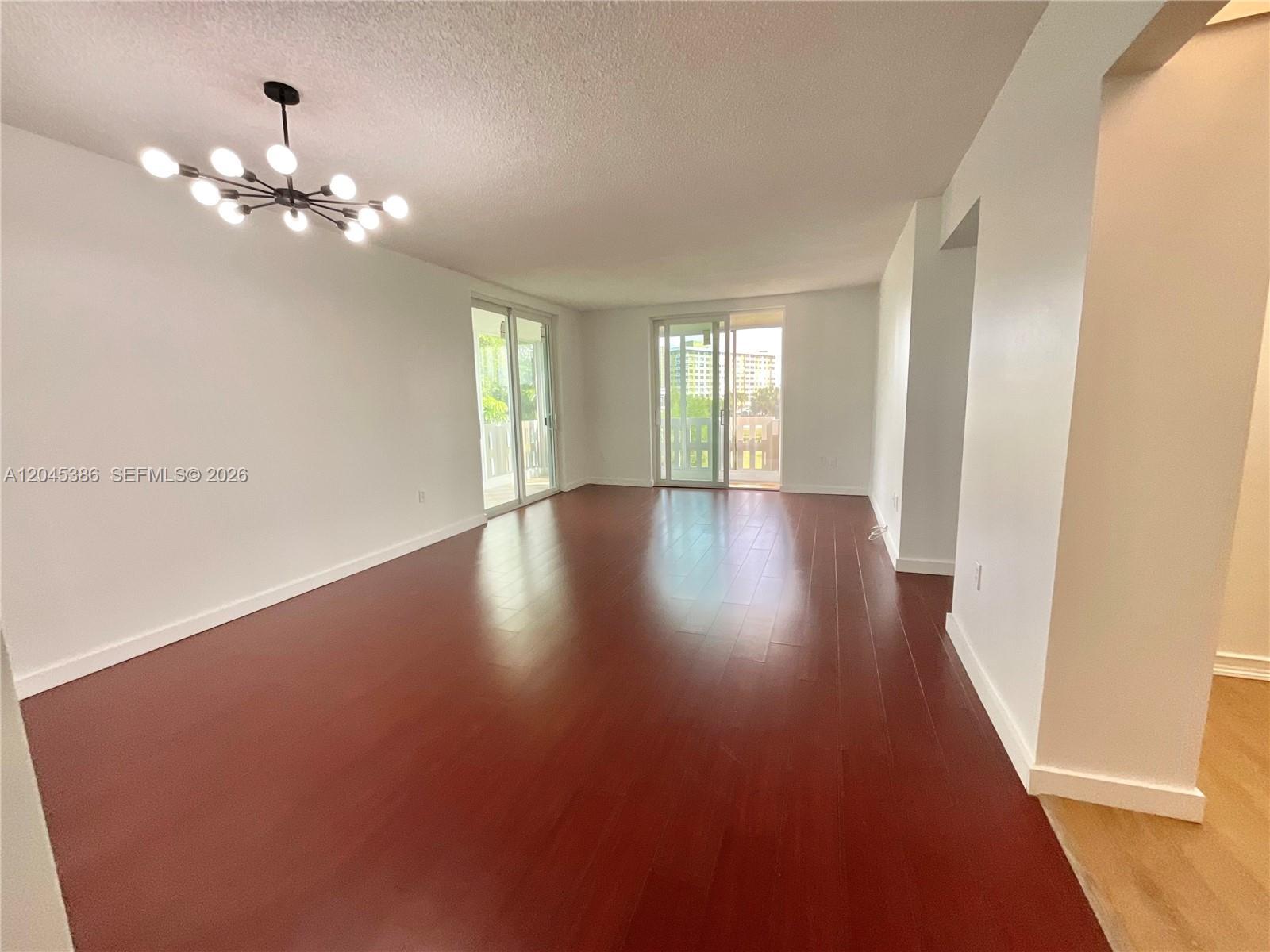919 Hillcrest Dr # 302, Hollywood FL 33021 photo 5