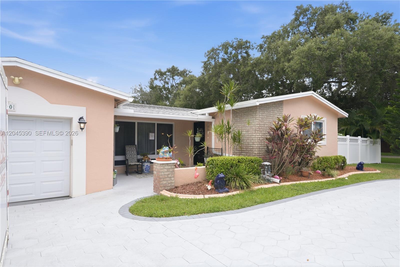 5190 SW 89th Ave, Cooper City FL 33328 photo 2