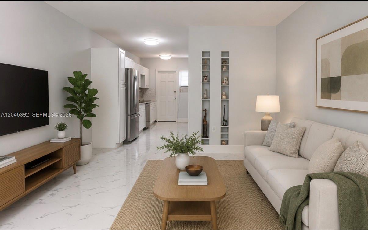 636 Meridian Ave # 4, Miami Beach FL 33139 photo 2