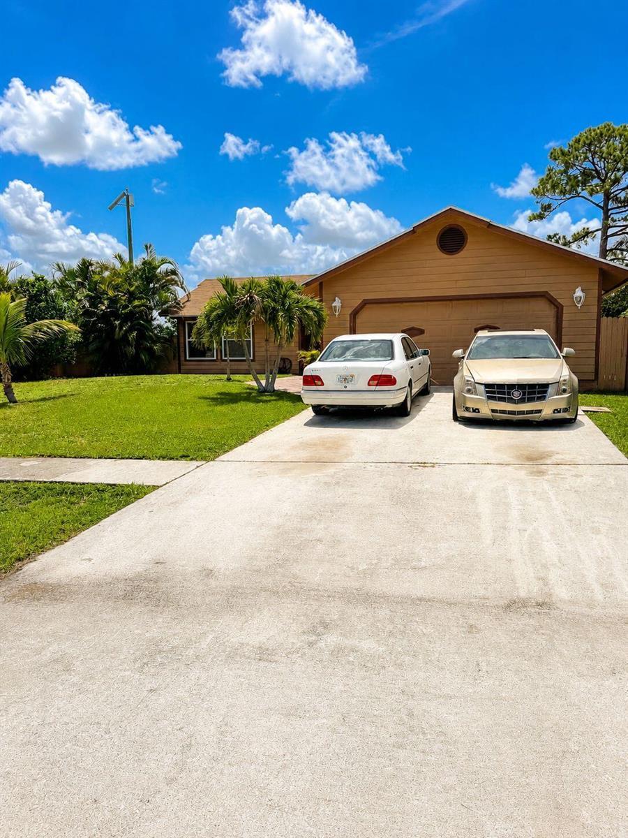 5202 El Claro Circle, West Palm Beach FL 33415