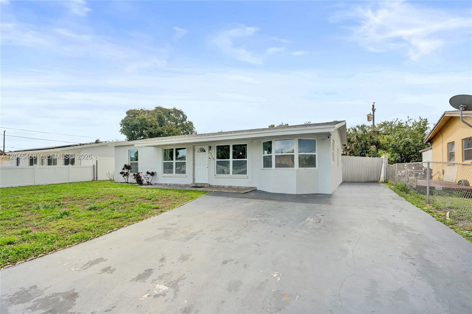 3320 NW 18th St, Lauderhill FL 33311 photo 2