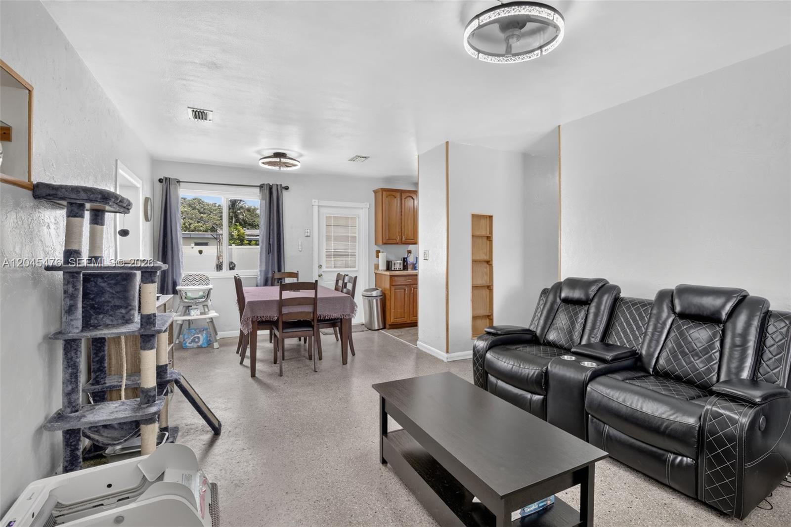 7331 Garfield St, Hollywood FL 33024 photo 3