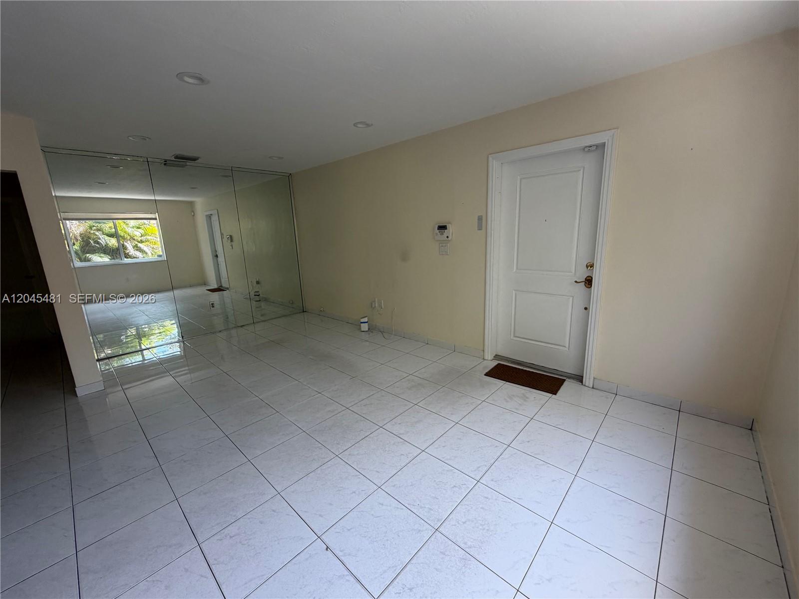 2862 SW 38 Ave, Miami FL 33134 photo 4