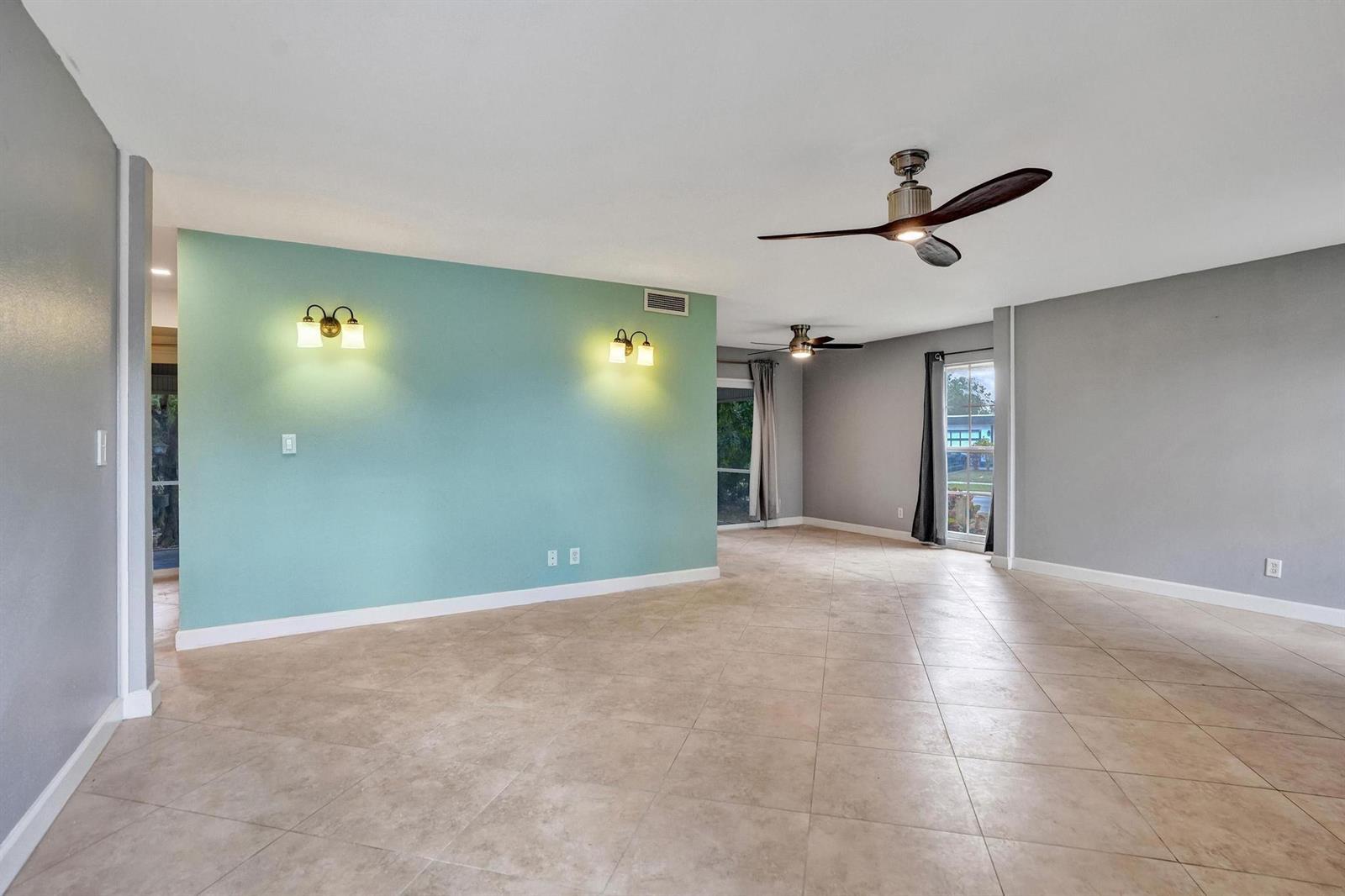7018 NW 64th Street, Tamarac FL 33321 photo 5