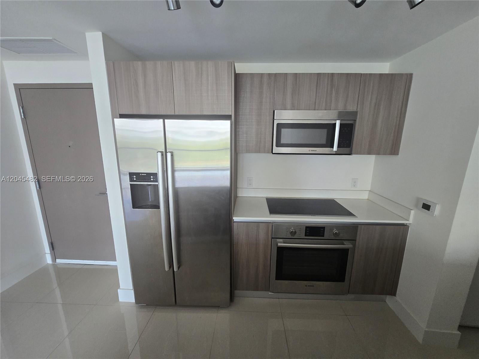 201 SW 17th Rd # 611, Miami FL 33129 photo 2
