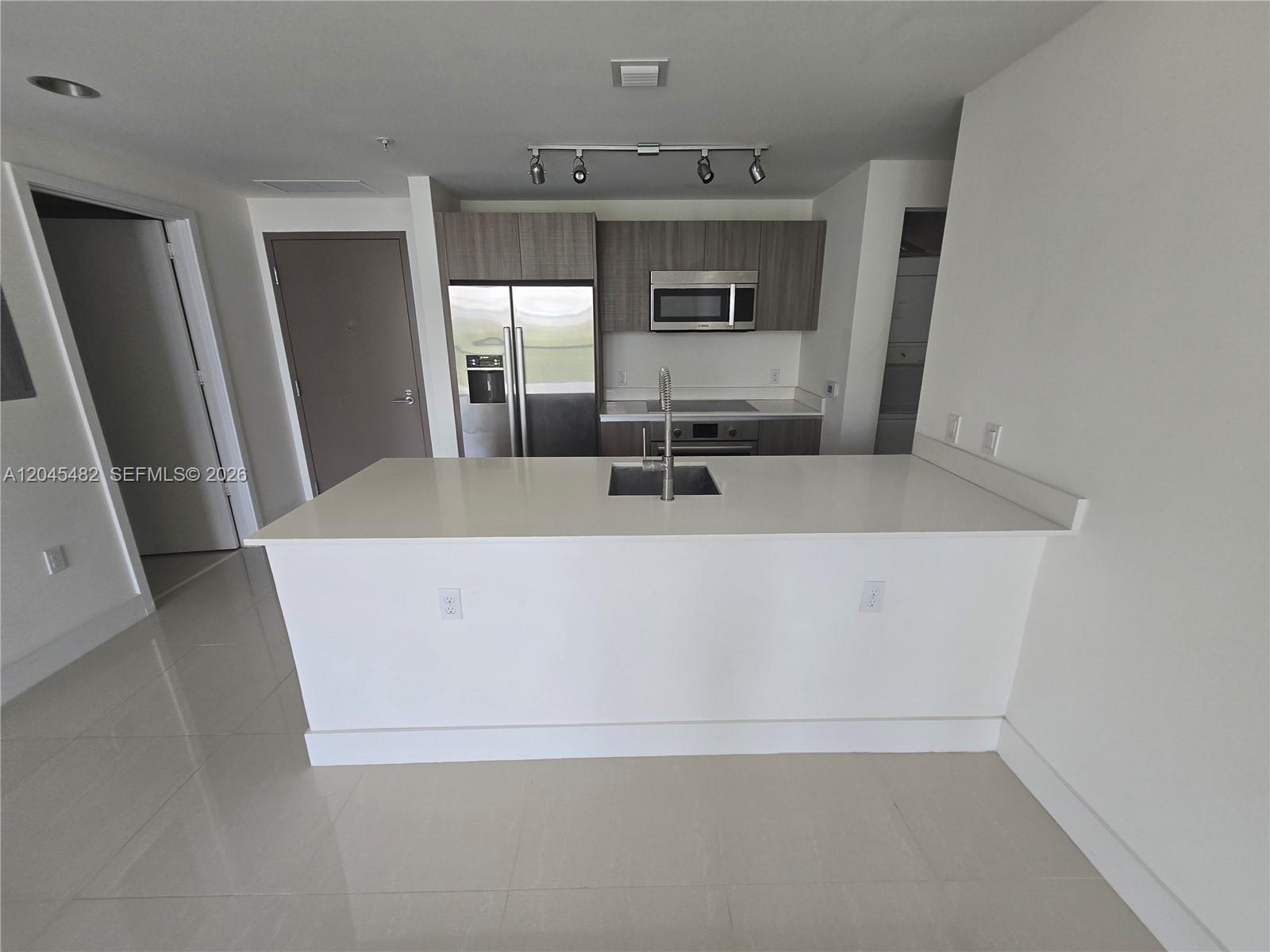 201 SW 17th Rd # 611, Miami FL 33129 photo 3