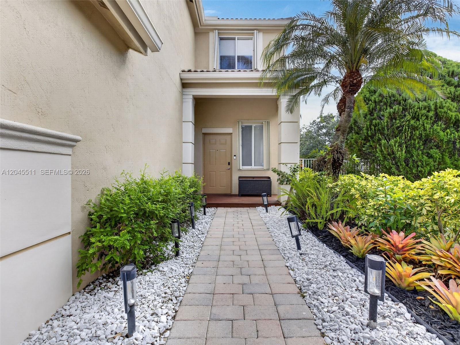 1401 Canary Island Dr, Weston FL 33327 photo 5