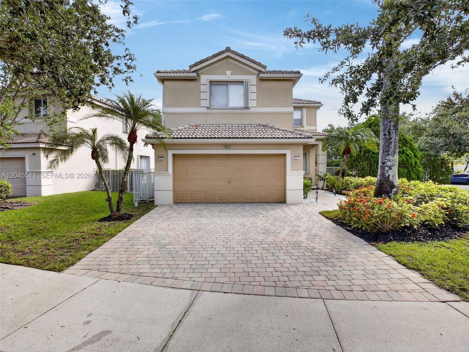 1401 Canary Island Dr, Weston FL 33327 photo 4