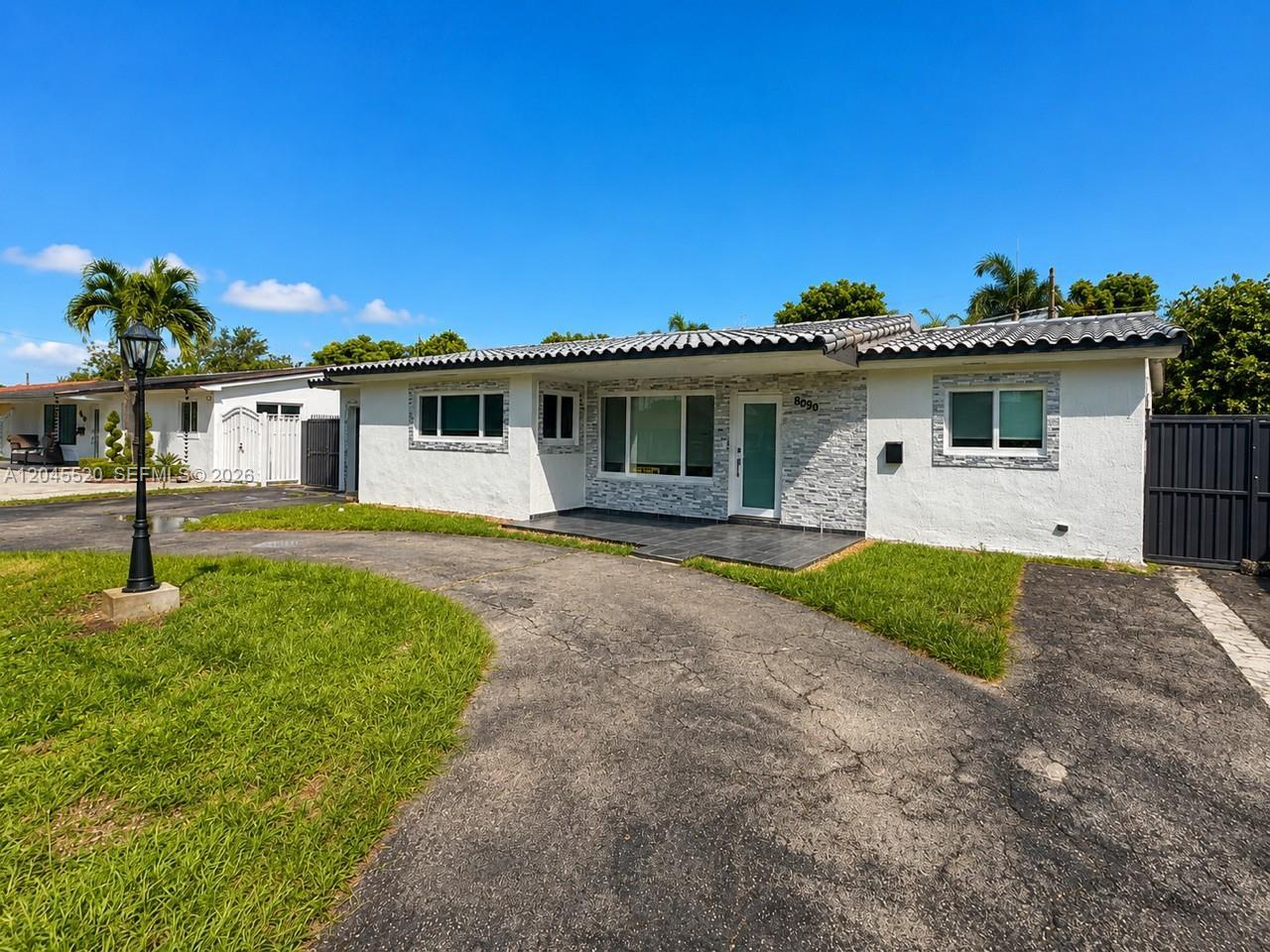 8090 W 18th Lane Rd, Hialeah FL 33014
