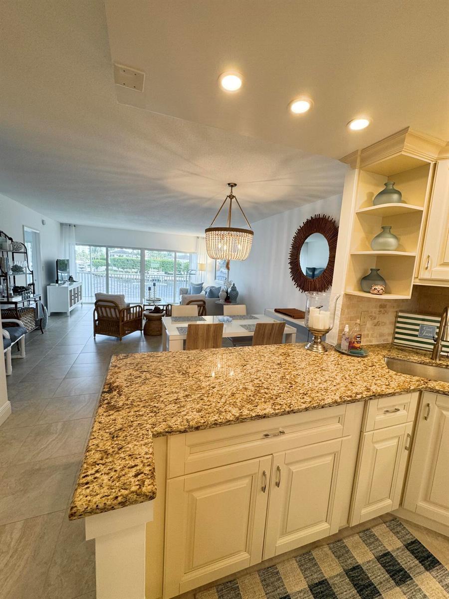 390 N Federal Highway # 203, Deerfield Beach FL 33441 photo 2