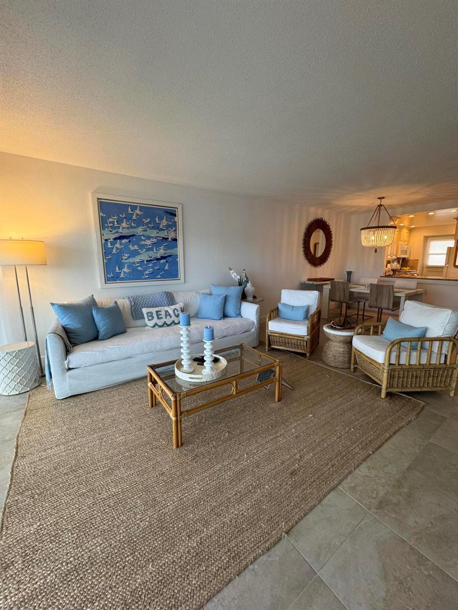390 N Federal Highway # 203, Deerfield Beach FL 33441 photo 3