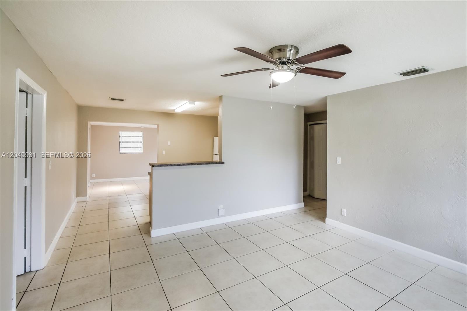 4951 SW 16th St, Plantation FL 33317 photo 2