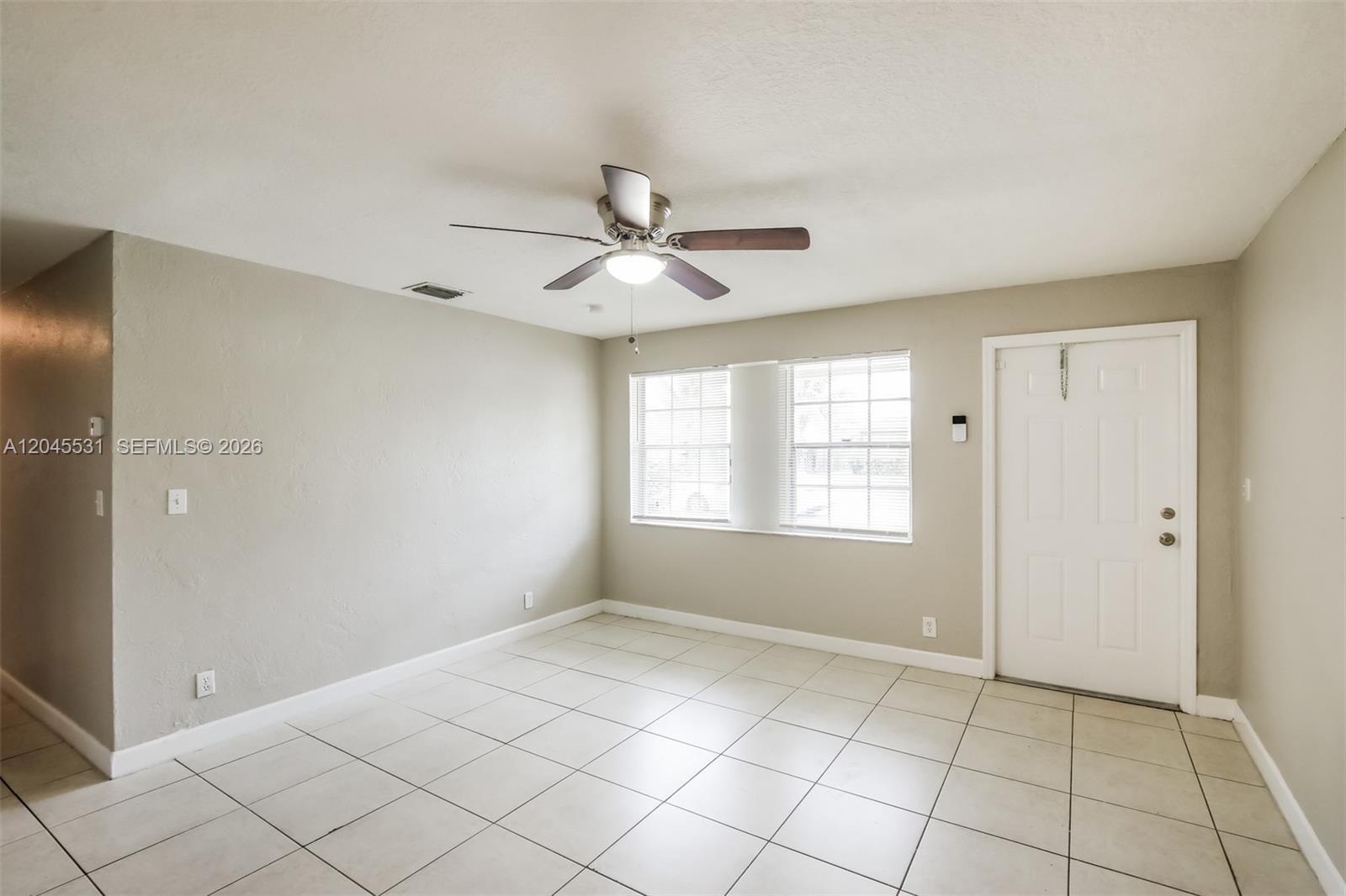 4951 SW 16th St, Plantation FL 33317 photo 3