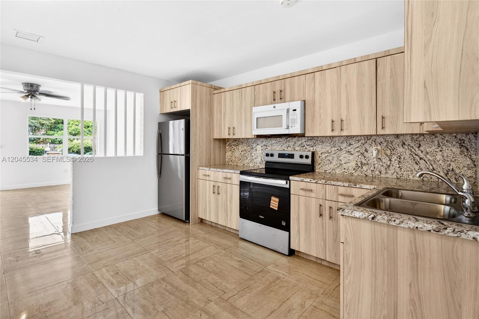 1350 NE 149th St # 2, Miami FL 33161 photo 3