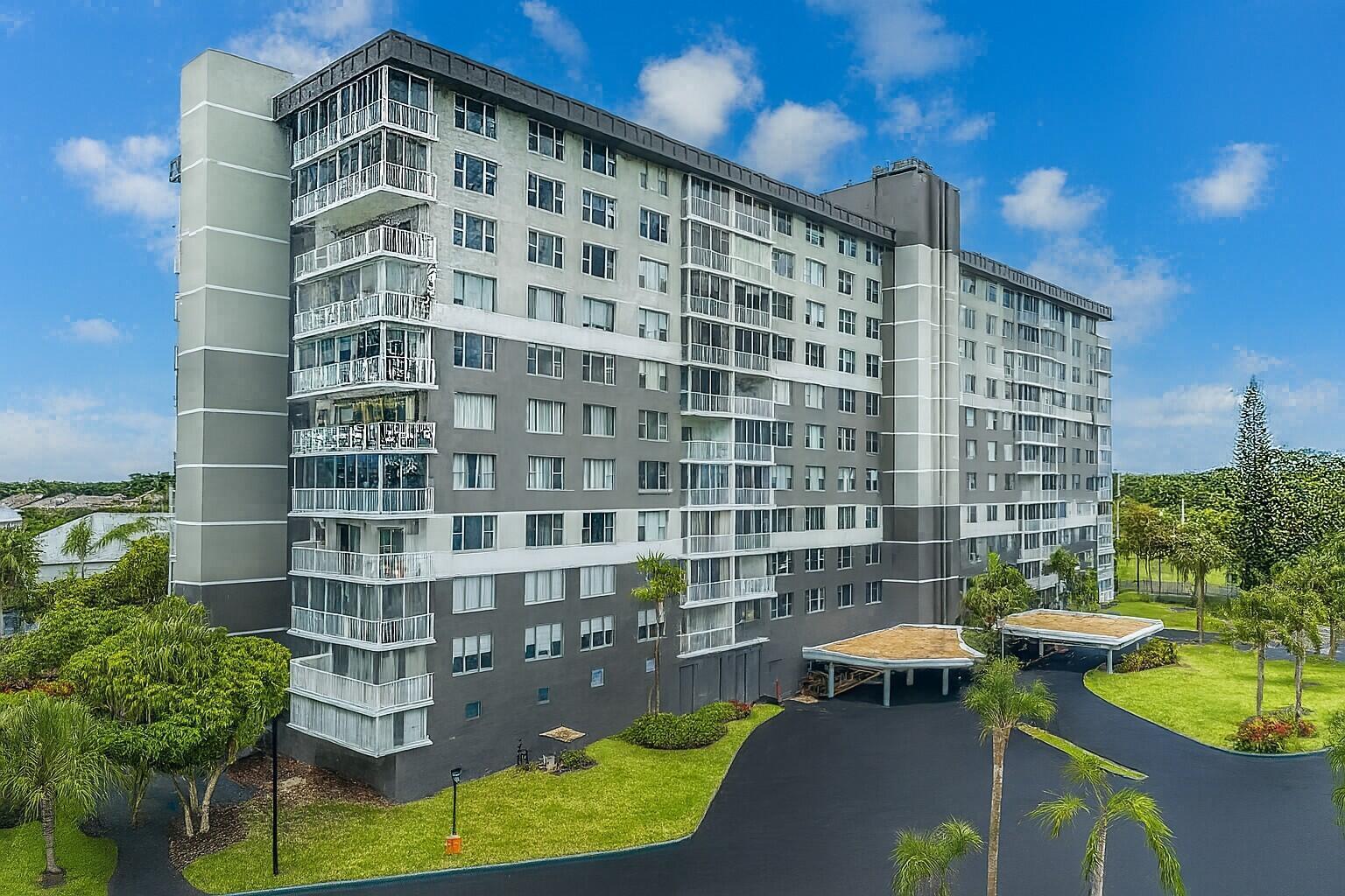 3850 Washington Street # 215, Hollywood FL 33021