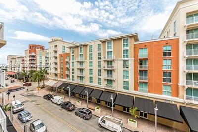 7285 SW 90th St # D409, Miami FL 33156