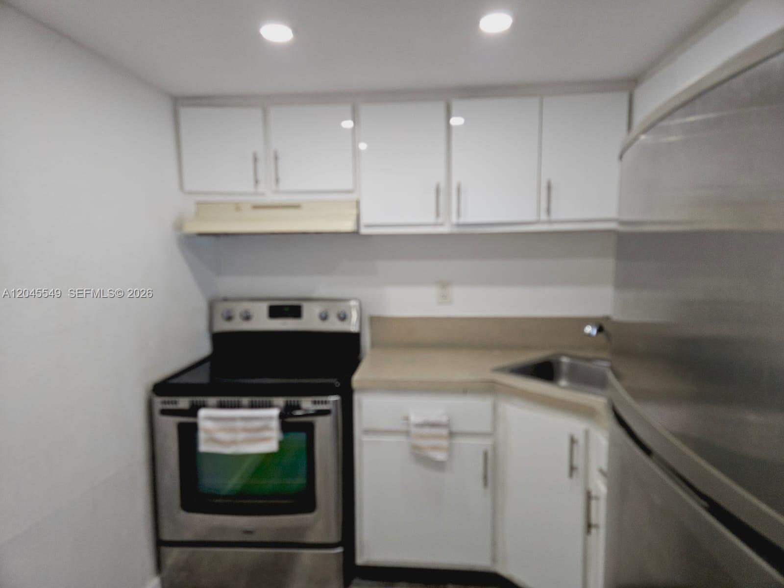 4550 NW 9th St # 709E, Miami FL 33126