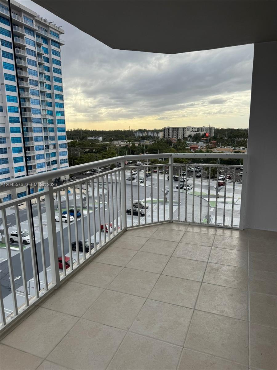 18051 BISCAYNE BLVD # 803, Aventura FL 33161 photo 3