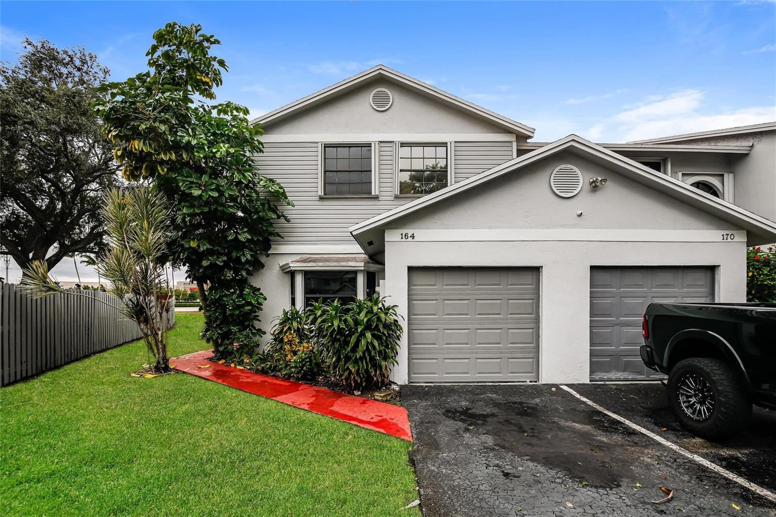 353 NW 103rd Terrace, Pembroke Pines FL 33026