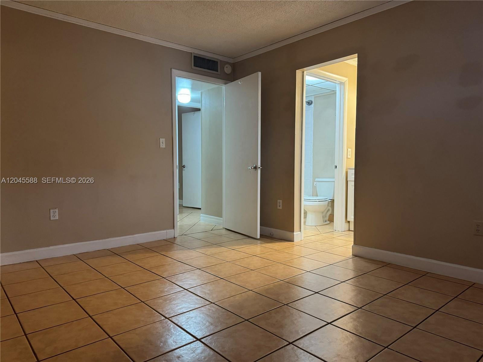 10865 SW 112th Ave # 105, Miami FL 33176 photo 5