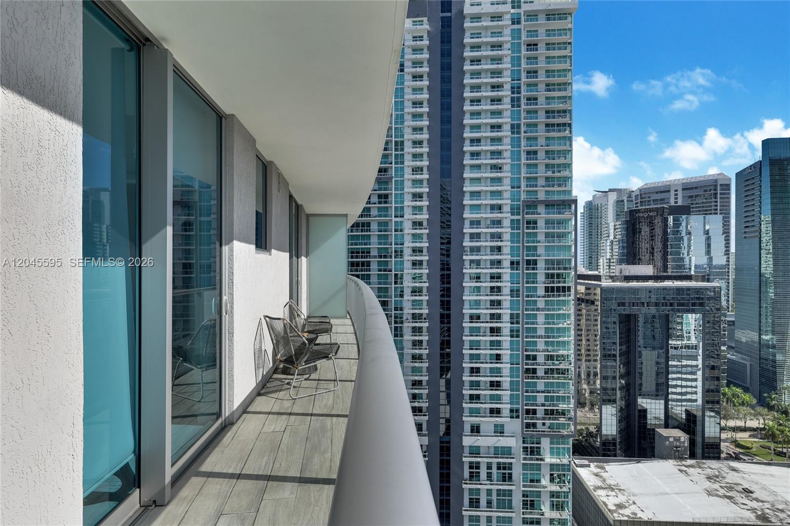 1100 S Miami Ave # 2504, Miami FL 33130 photo 2