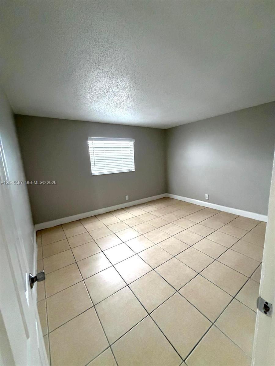 2011 NW 55th Ave # 310, Lauderhill FL 33313 photo 4