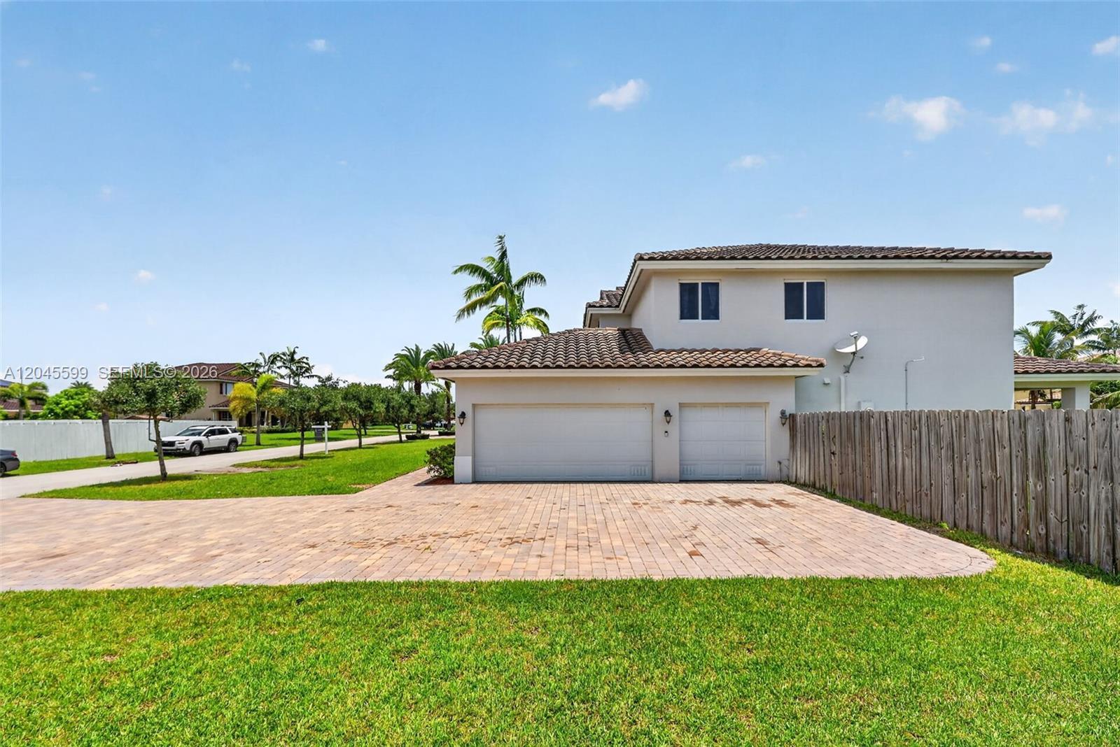20943 SW 133rd Ave, Miami FL 33177 photo 3