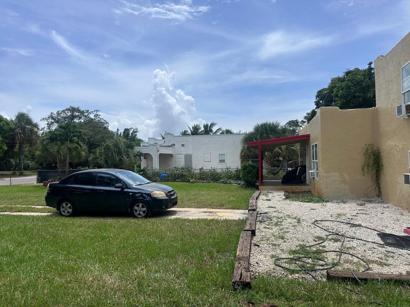 637 46th Street, West Palm Beach FL 33407 photo 3