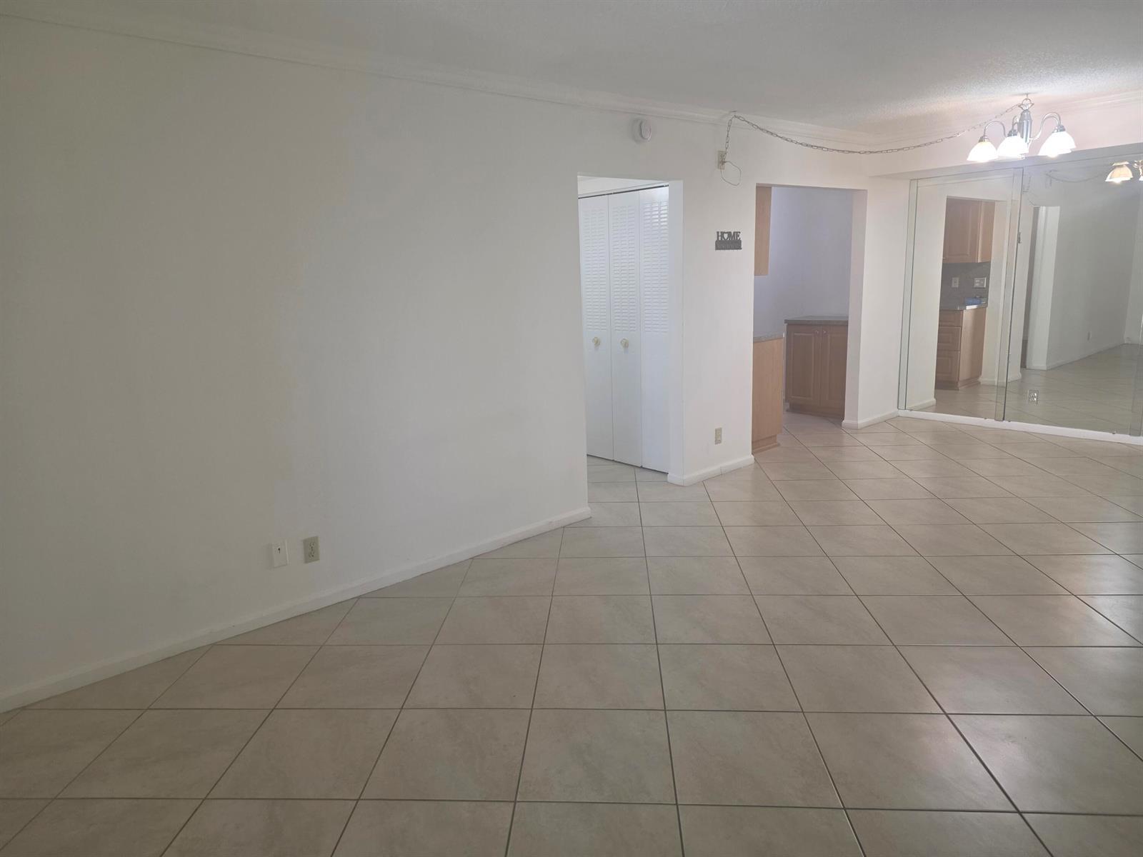 959 SE 2nd Avenue Unit 214, Deerfield Beach FL 33441 photo 4