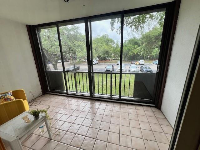 3740 Inverrary Drive # 2u, Lauderhill FL 33319 photo 5