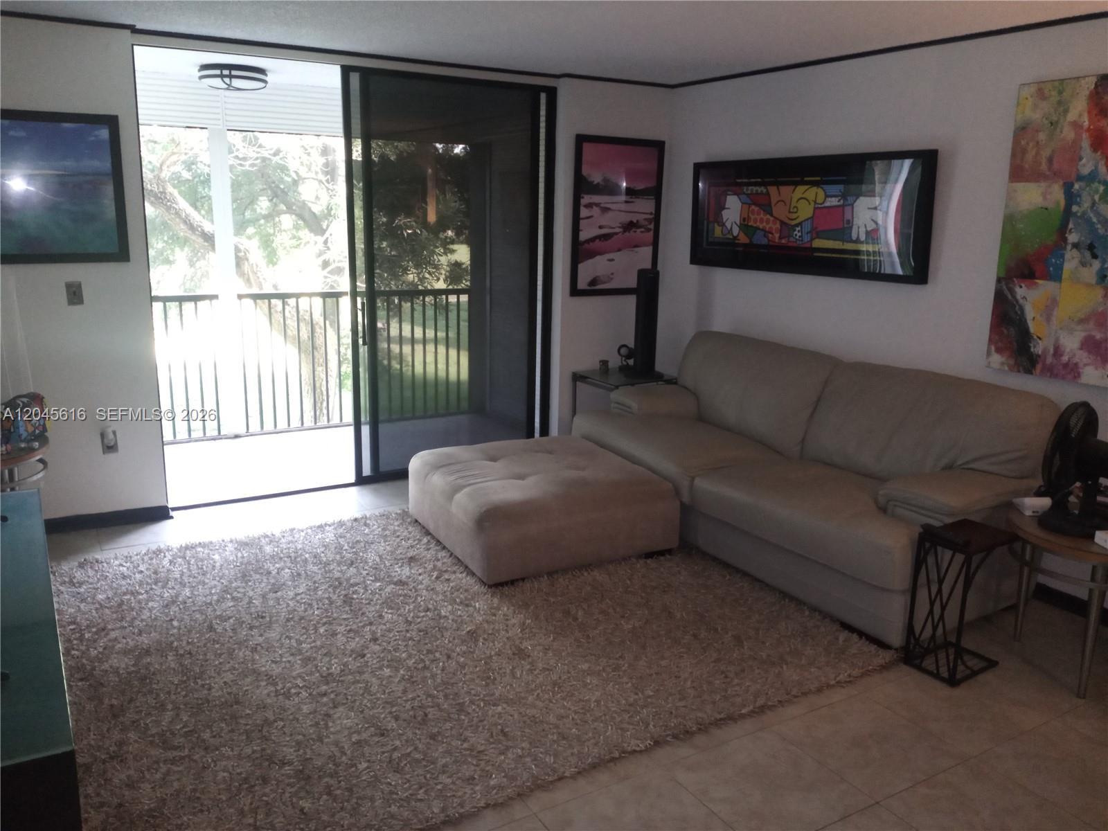 5570 NW 44th St # 208A, Lauderhill FL 33319