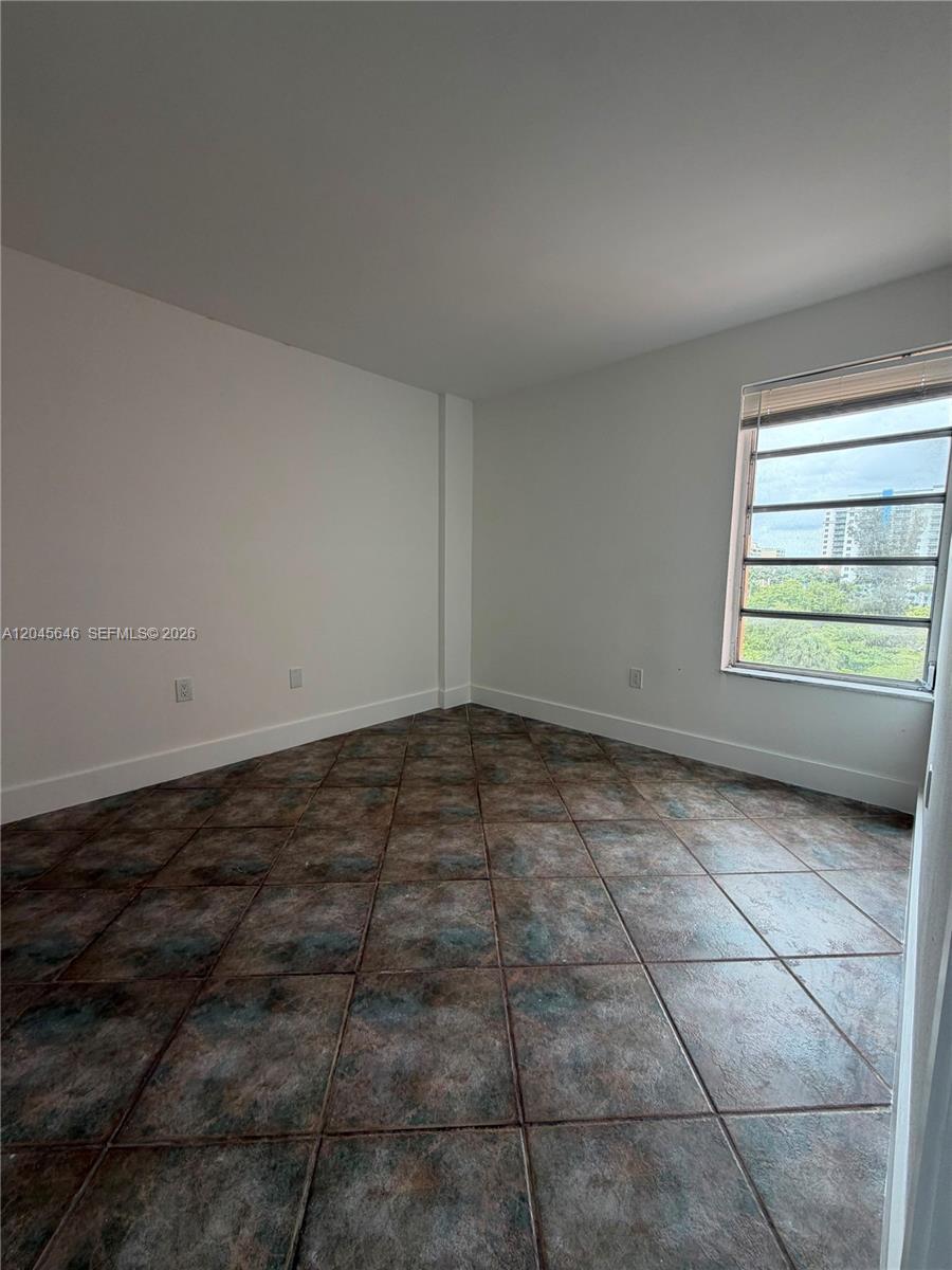4801 NW 7th St # 16, Miami FL 33126 photo 3