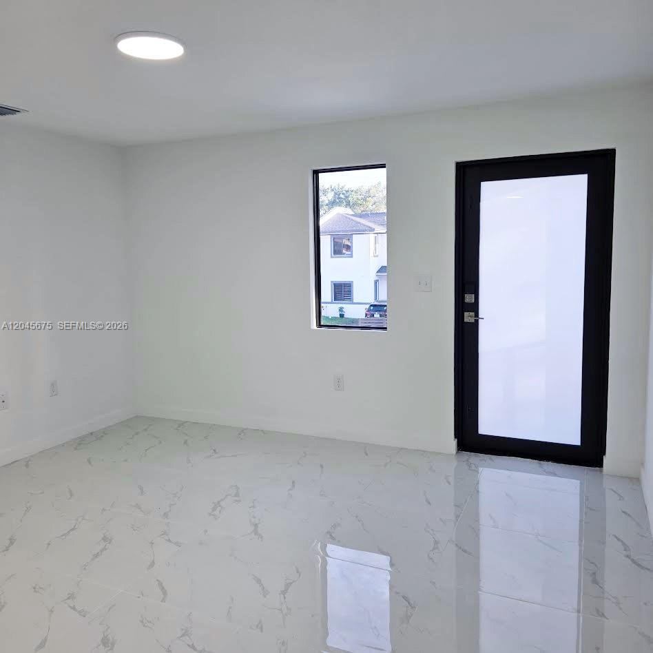 2731 NW 44th St # 2731, Miami FL 33142 photo 5