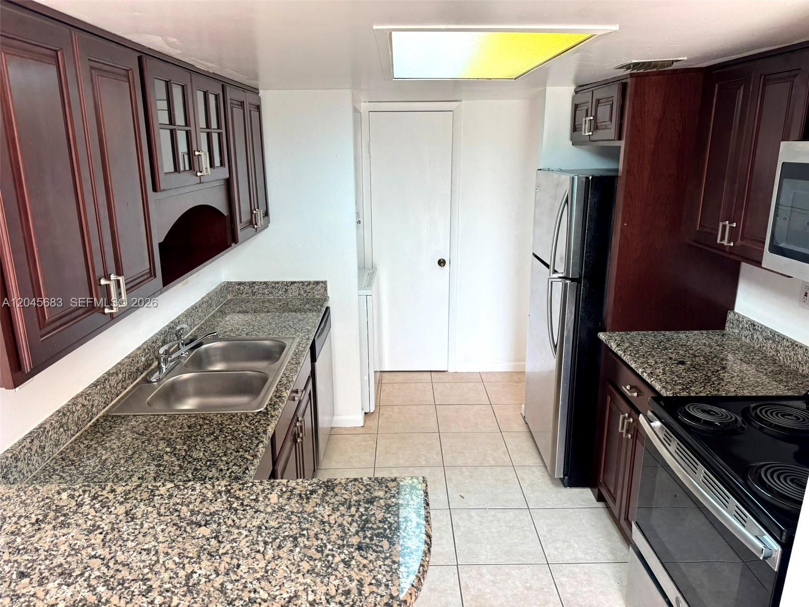 9112 SW 159th Ter # A, Palmetto Bay FL 33157 photo 4