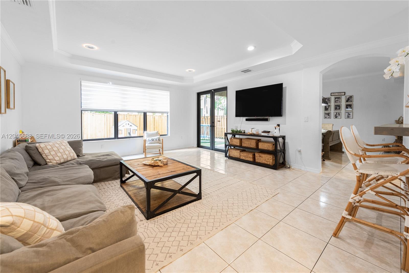 22807 SW 89th Path, Cutler Bay FL 33190 photo 2