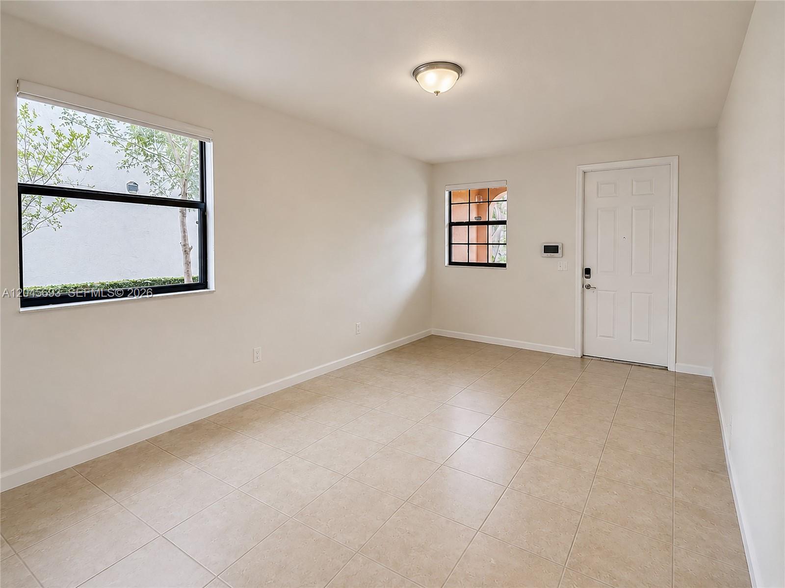 312 SE 37th Ter, Homestead FL 33033 photo 3