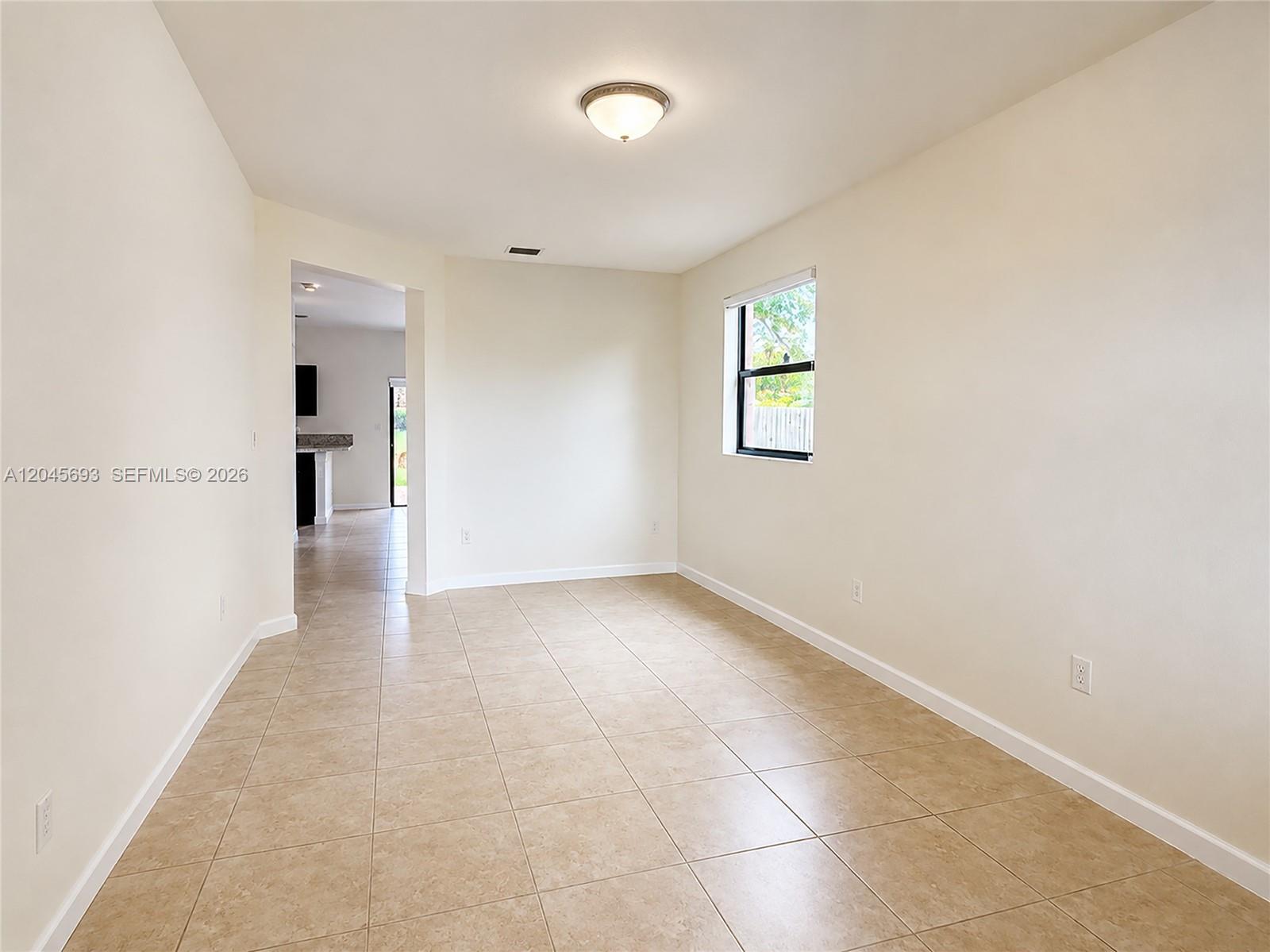 312 SE 37th Ter, Homestead FL 33033 photo 4