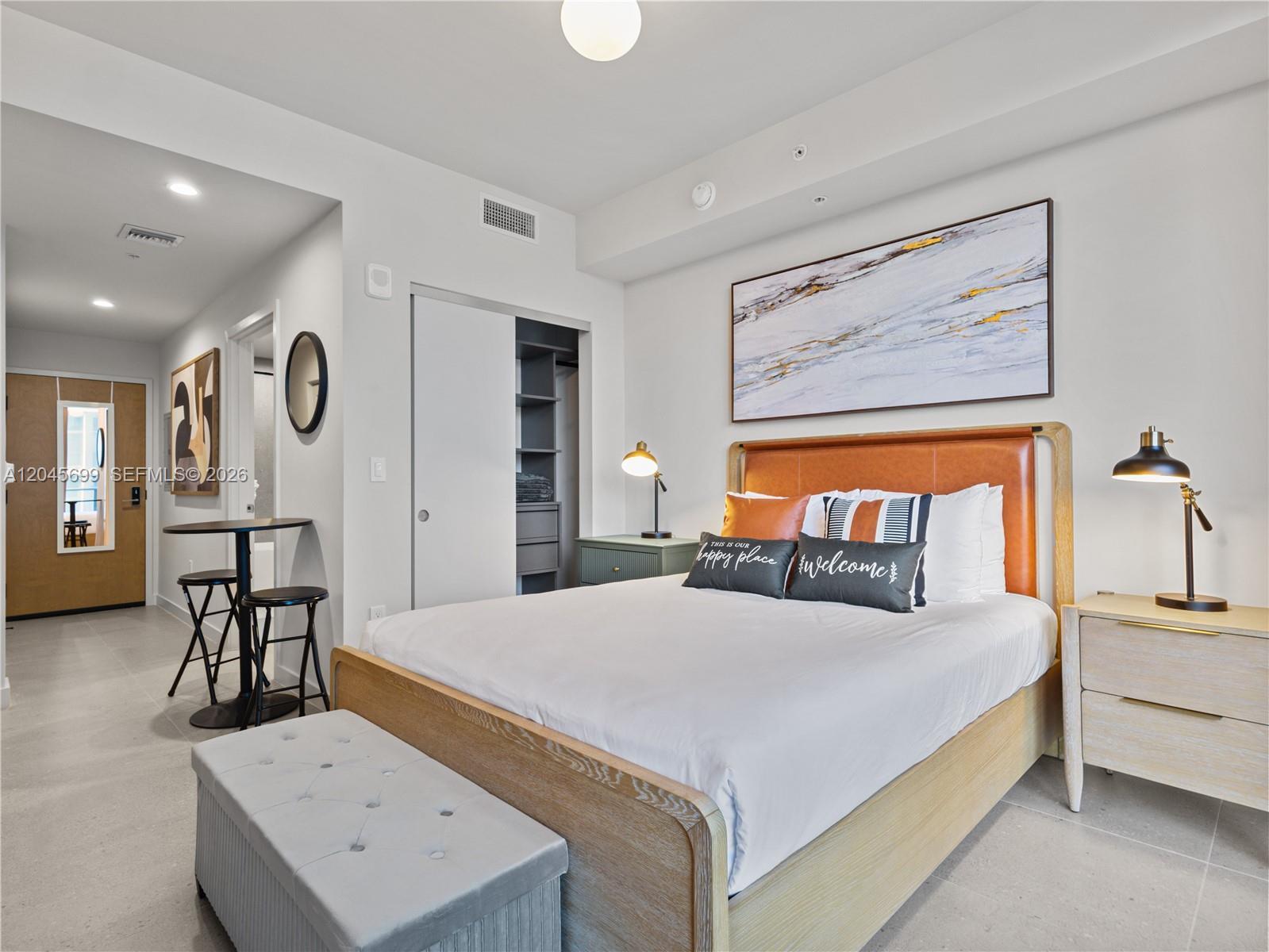 11 NE 6th St # 2102, Miami FL 33132 photo 2