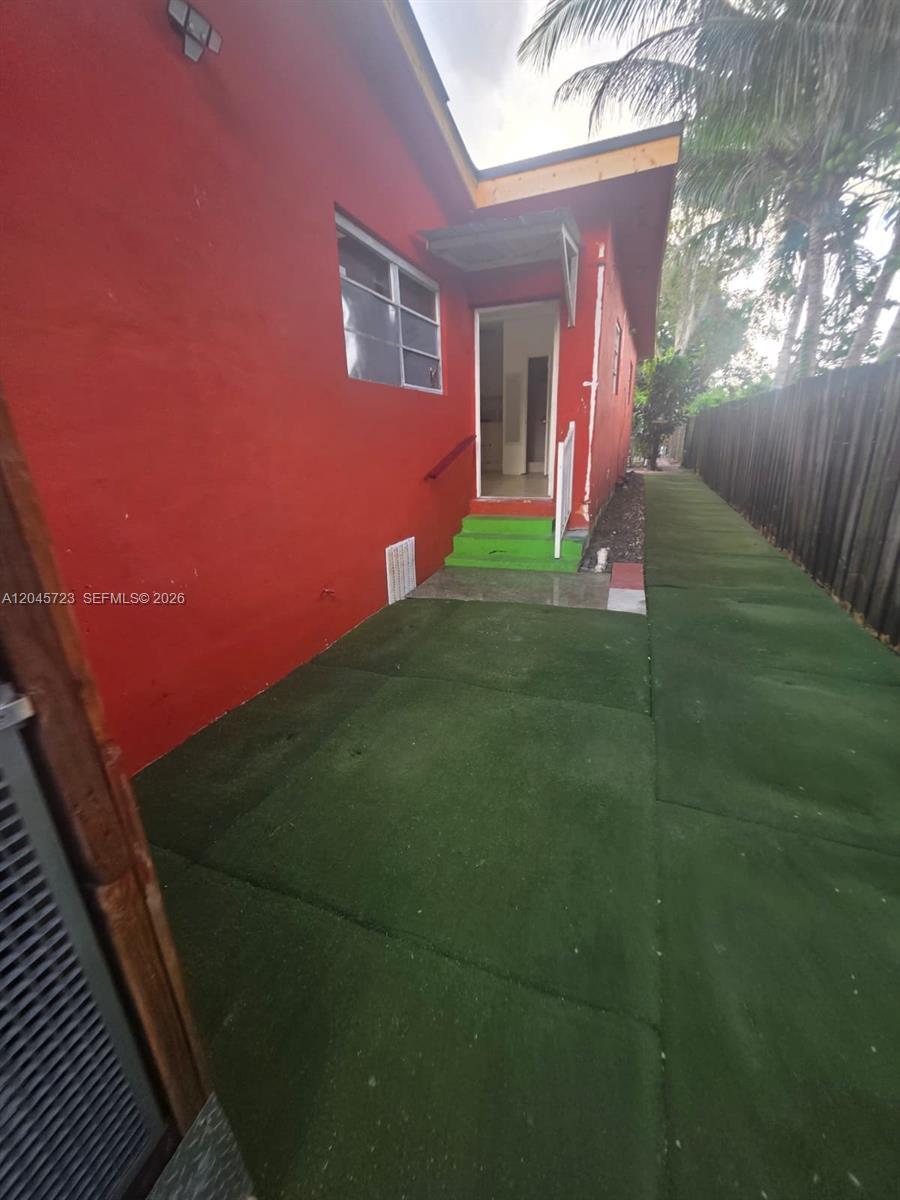 10861 NW 22nd Ct # 0, Miami FL 33167