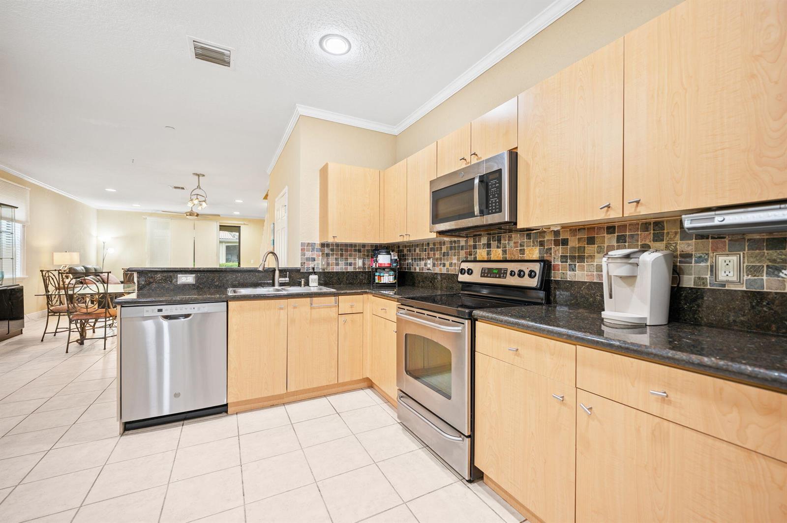 4212 Vineyard Circle, Weston FL 33332 photo 5