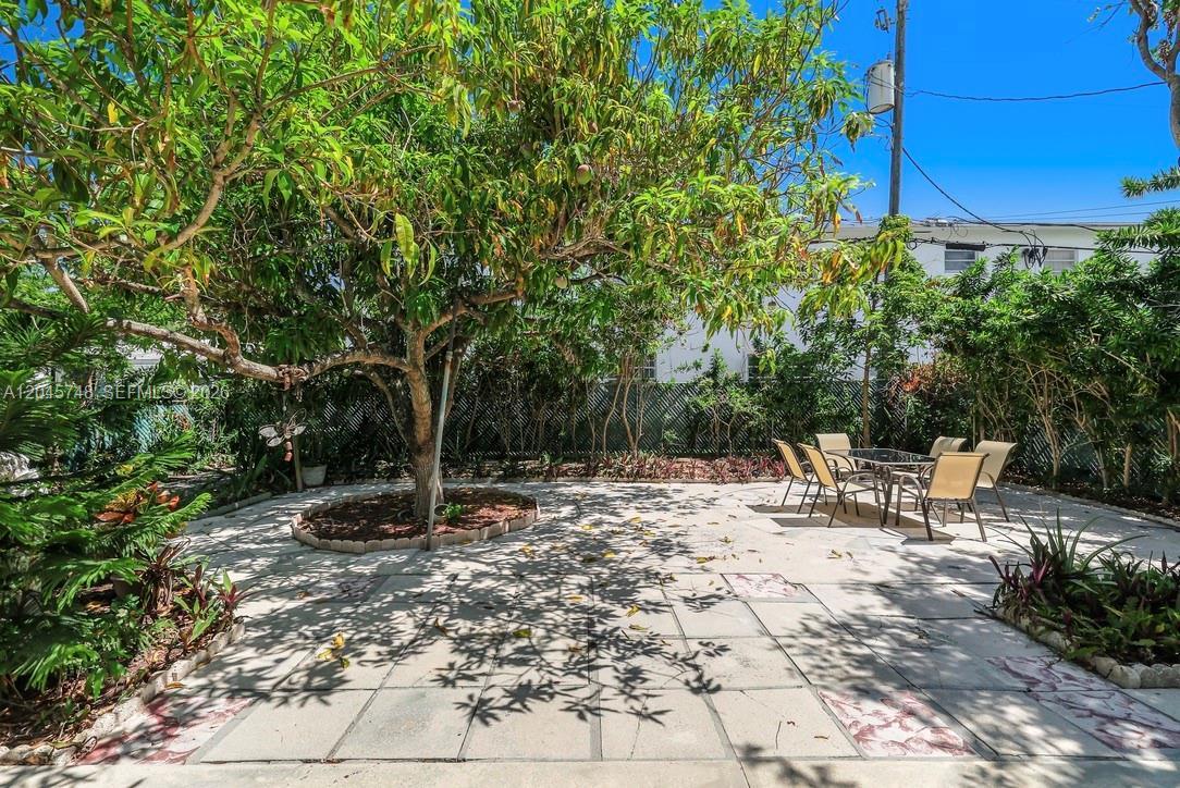 1826 Mckinley Street, Hollywood FL 33020 photo 3