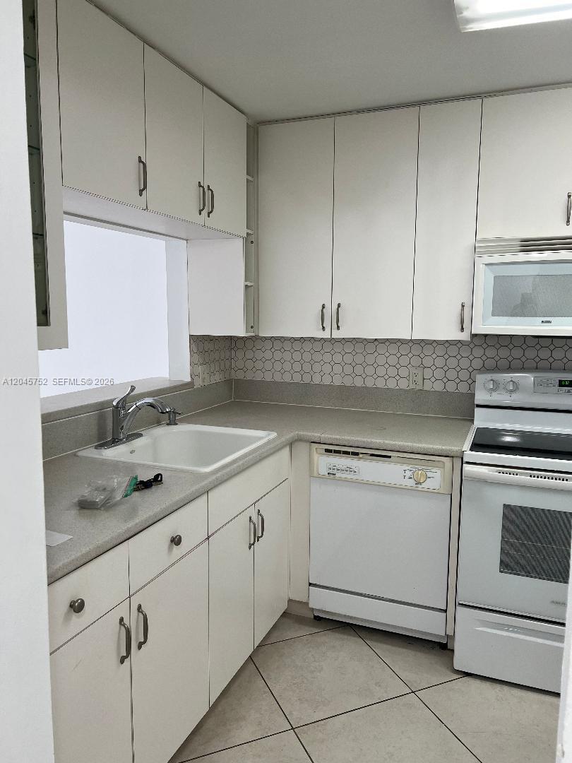 6880 Abbott Ave # 508, Miami Beach FL 33141 photo 2